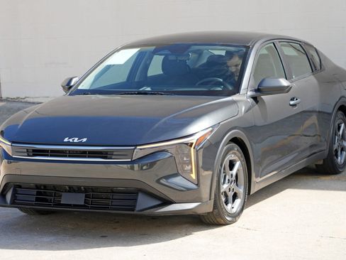 Used 2025 Kia K4 FWD image 44