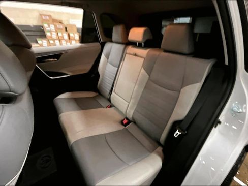 Used 2019 Toyota RAV4 XLE Premium w/ Cold Weather Package image 28