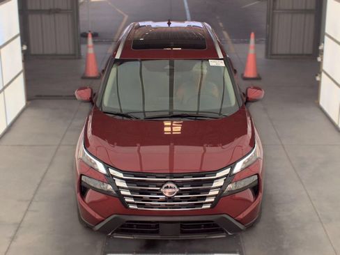 Certified 2025 Nissan Rogue SV w/ SV Premium Package FWD image 3