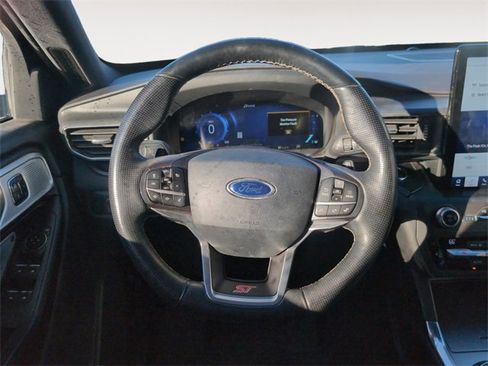 Used 2020 Ford Explorer ST w/ ST Street Pack image 12
