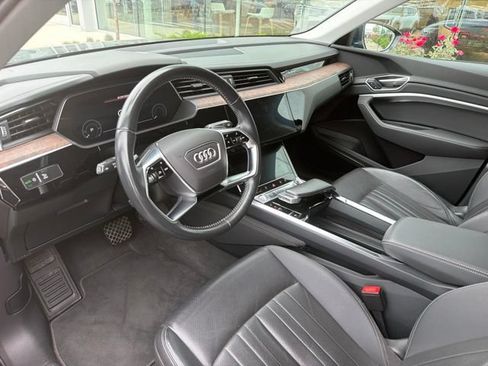 Used 2019 Audi e-tron Premium Plus AWD/4WD image 28