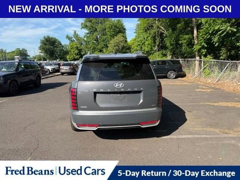 Used 2026 Hyundai Palisade Calligraphy AWD/4WD image 4