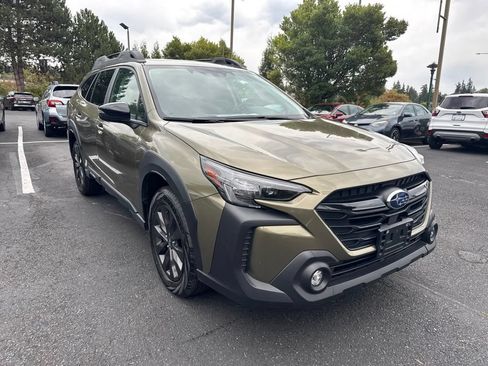 Used 2025 Subaru Outback Onyx Edition AWD/4WD image 3