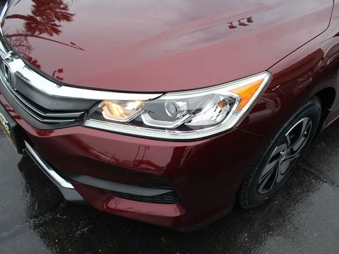 Used 2016 Honda Accord LX image 10