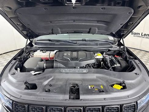 Used 2024 Jeep Wagoneer Series II image 33