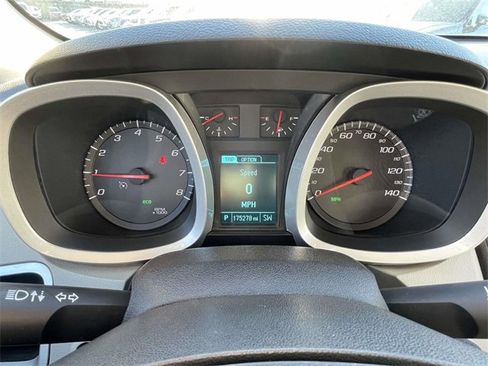 Used 2015 Chevrolet Equinox LS image 23