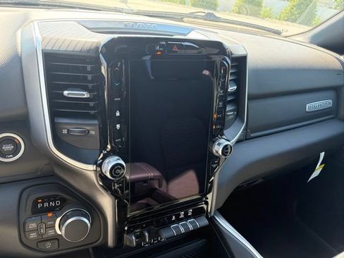 New 2026 RAM 1500 Big Horn AWD/4WD image 18
