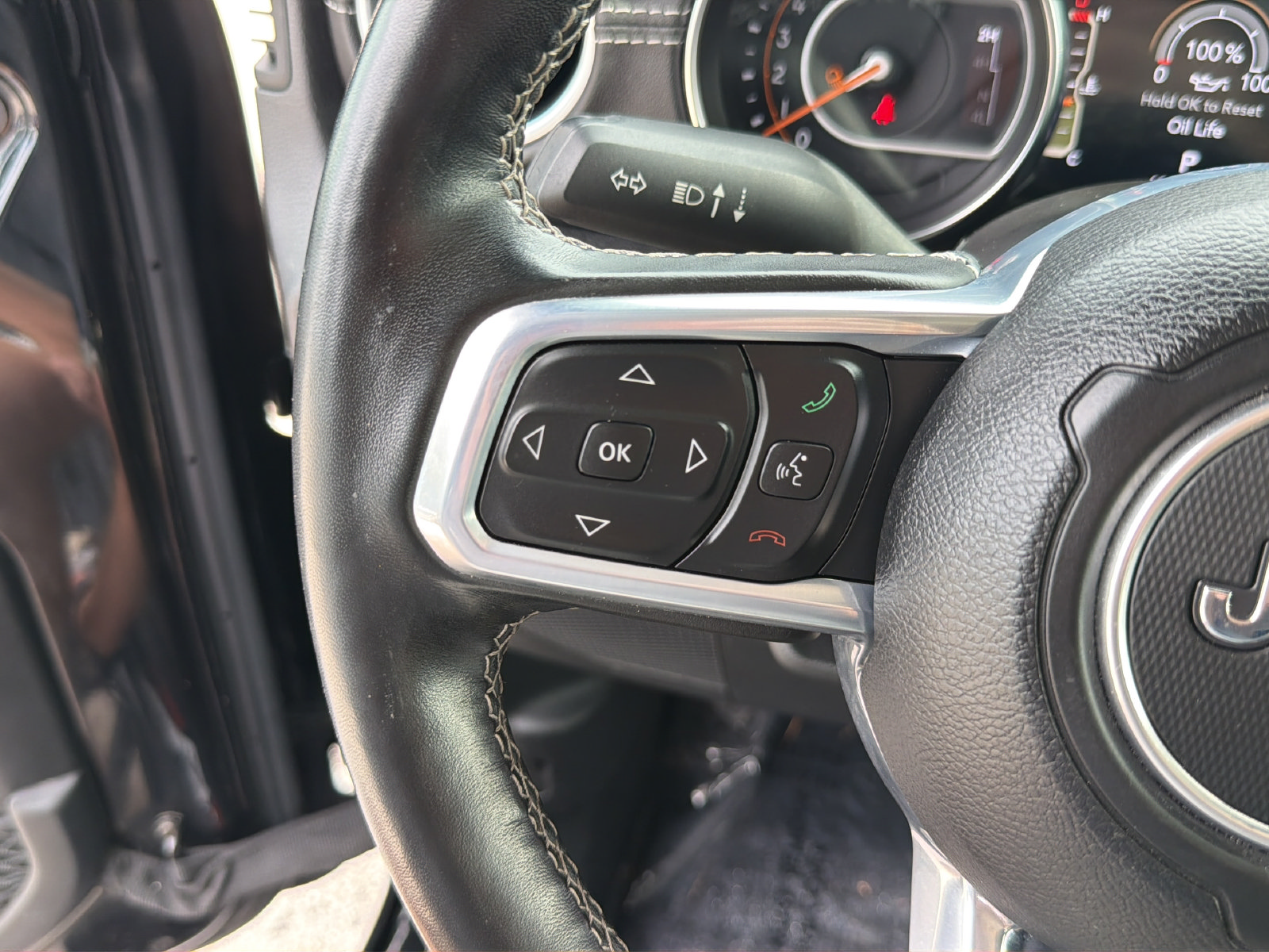 Used 2021 Jeep Gladiator Overland AWD/4WD image 17