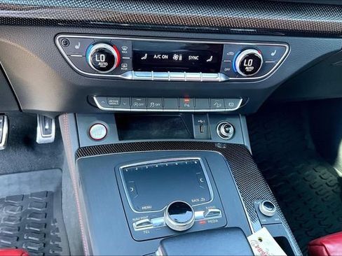 Used 2019 Audi SQ5 Premium Plus w/ Premium Plus Package AWD/4WD image 26