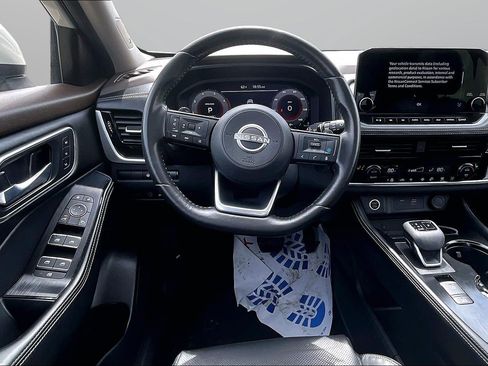 Used 2023 Nissan Rogue Platinum AWD/4WD image 5