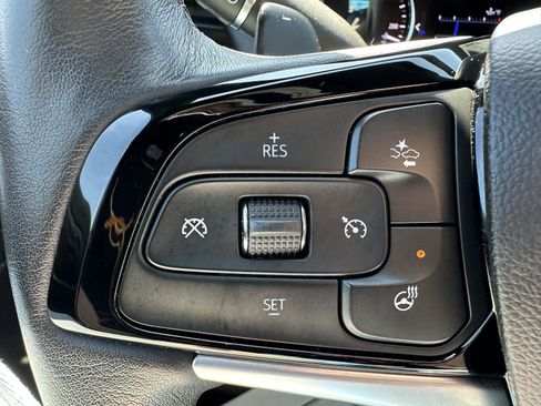 Used 2023 Buick Enclave Avenir w/ Avenir Technology Package AWD/4WD image 23