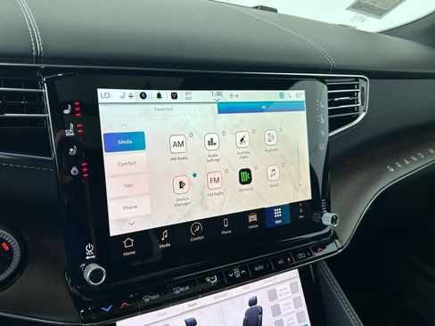 Used 2024 Jeep Grand Wagoneer L 4WD w/ HD Trailer Tow Package image 16