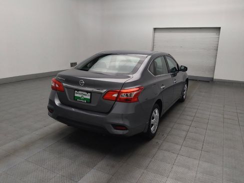 Used 2019 Nissan Sentra S image 9
