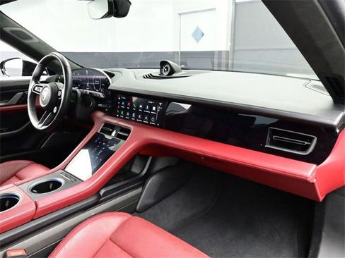 Certified 2020 Porsche Taycan Turbo S w/ Premium Package image 18