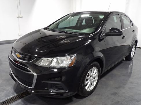 Used 2020 Chevrolet Sonic LT image 3