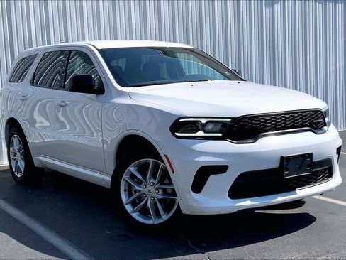 Used 2025 Dodge Durango GT AWD/4WD image 33