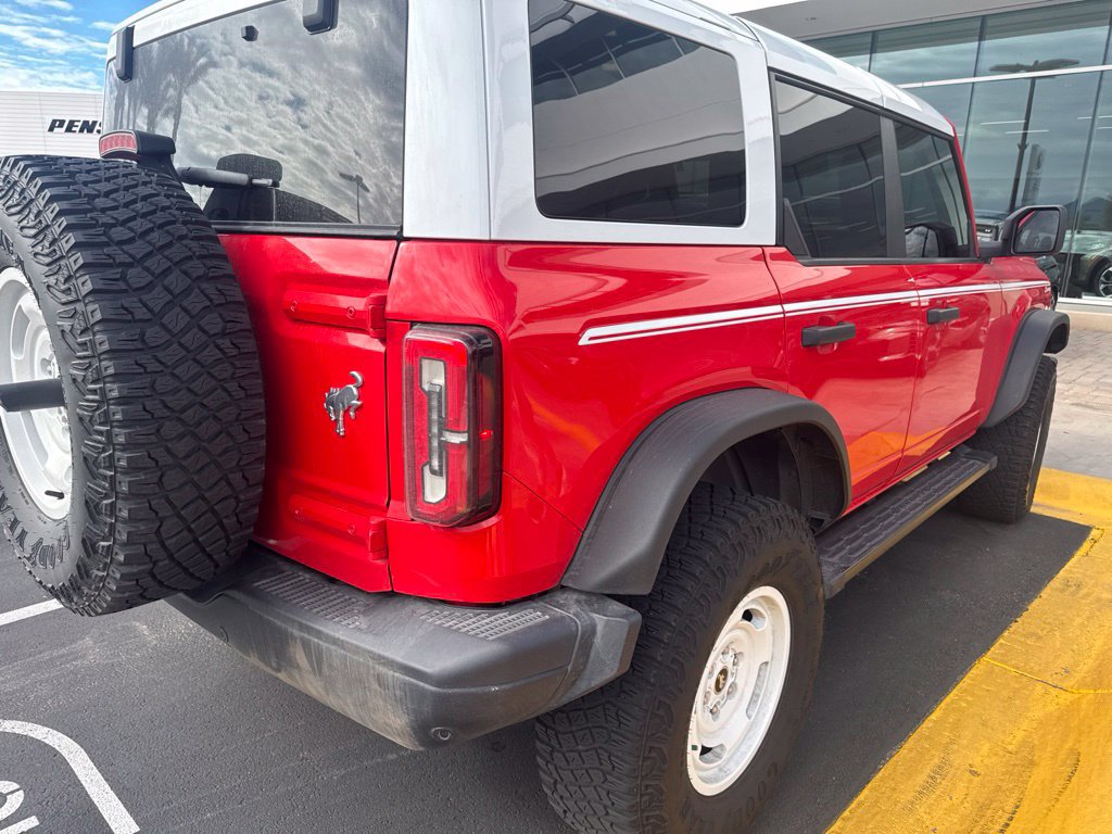 Used 2023 Ford Bronco Heritage Edition AWD/4WD image 3