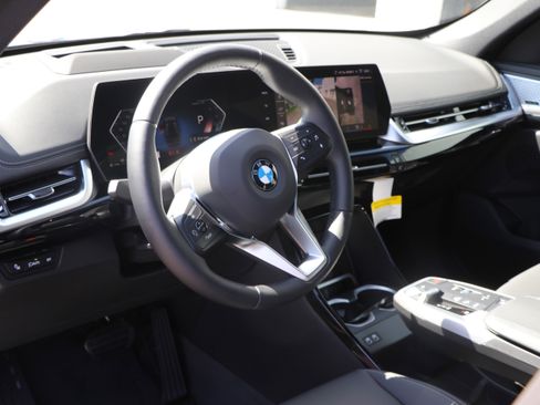 Used 2025 BMW X1 xDrive28i w/ Technology Package AWD/4WD image 14
