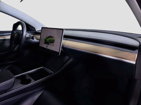 Used 2023 Tesla Model 3 Standard Range RWD image 33