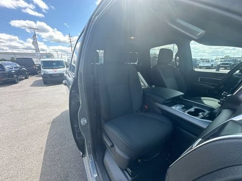 New 2026 RAM 2500 Big Horn AWD/4WD image 25