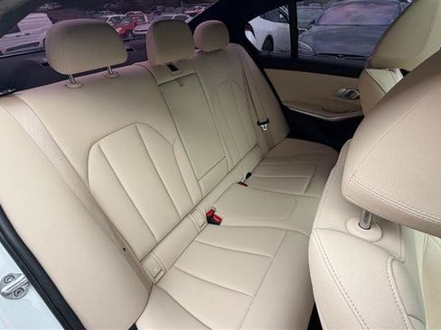 Used 2021 BMW 330i Sedan w/ Premium Package RWD image 20