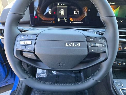 New 2026 Kia Sportage EX w/ EX Panorama Roof Package image 17