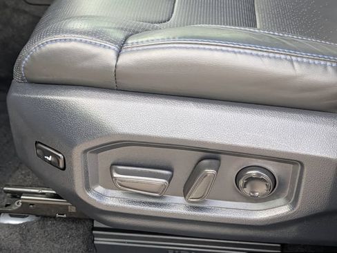 Used 2024 Toyota Tundra Platinum AWD/4WD image 26