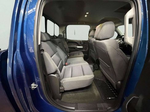 Used 2018 Chevrolet Silverado 1500 LT w/ All Star Edition image 17