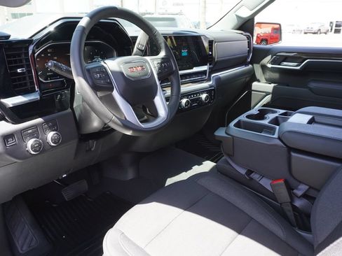 Certified 2026 GMC Sierra 1500 Elevation AWD/4WD image 17