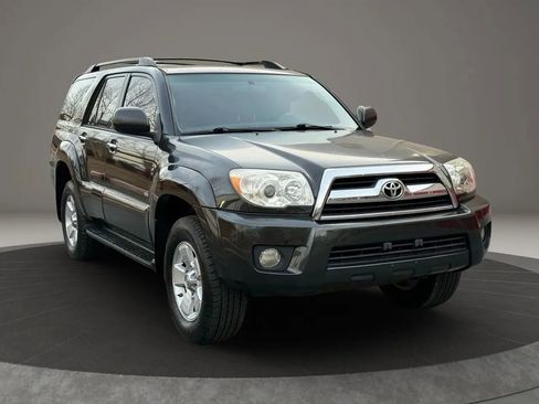 Used 2007 Toyota 4Runner Sport image 3