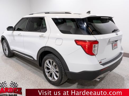 Used 2022 Ford Explorer Limited image 3