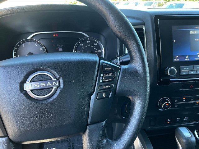 Used 2022 Nissan Frontier SV w/ Technology Package RWD image 15