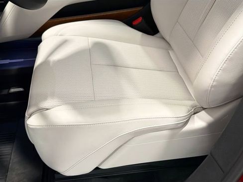 New 2026 Cadillac Vistiq Sport w/ LPO, Floor Liner Package image 18