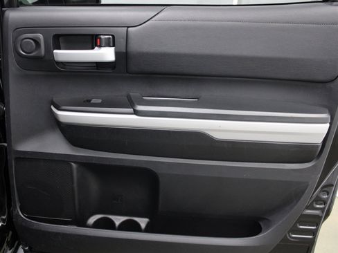 Used 2020 Toyota Tundra SR5 w/ SR5 Leather Package image 20