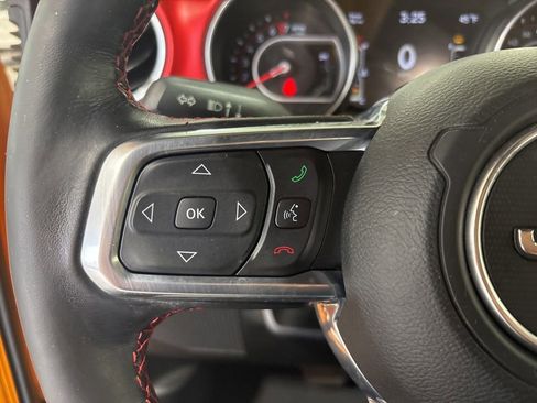 Used 2021 Jeep Wrangler Unlimited Rubicon image 10