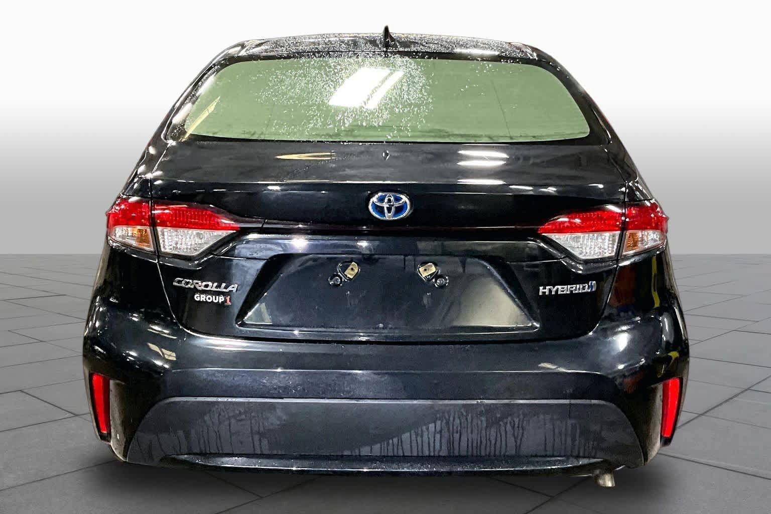 Used 2021 Toyota Corolla LE w/ Carpet Mat Package (TMS) FWD image 5