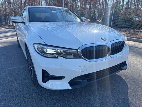 Certified 2022 BMW 330i Sedan w/ Premium Package image 3