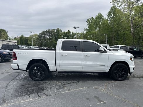 Used 2023 RAM 1500 Laramie AWD/4WD image 10