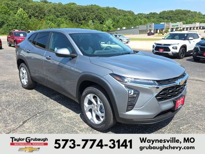 New 2026 Chevrolet Trax LS w/ LS Convenience Package