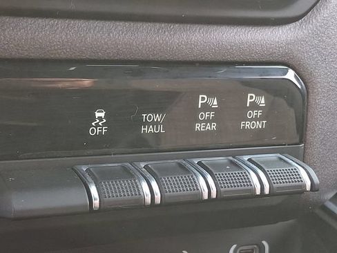 Used 2021 RAM 1500 Big Horn AWD/4WD image 26