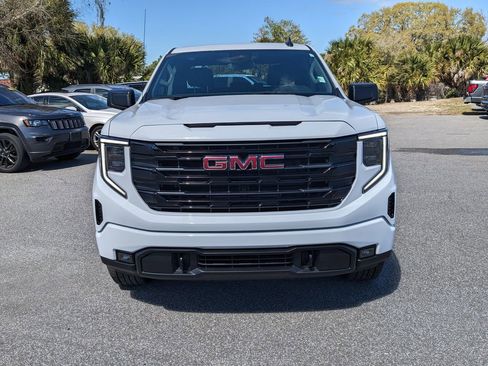Used 2026 GMC Sierra 1500 Elevation image 3