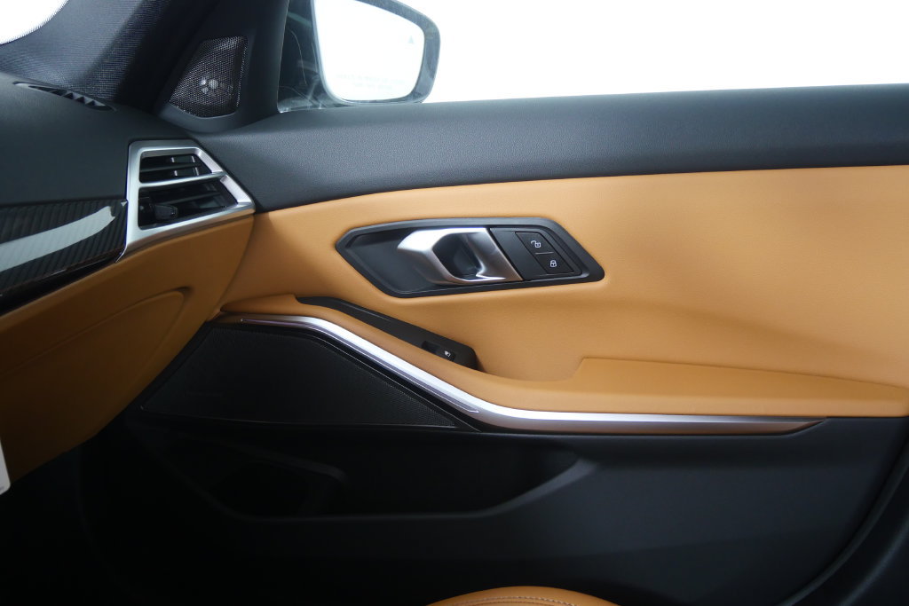Used 2026 BMW M340i w/ Premium Package RWD image 24