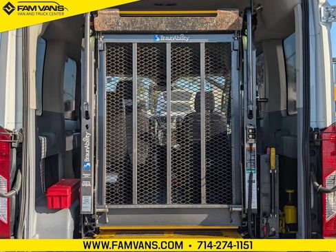 Used 2017 Ford Transit 150 XL RWD image 13