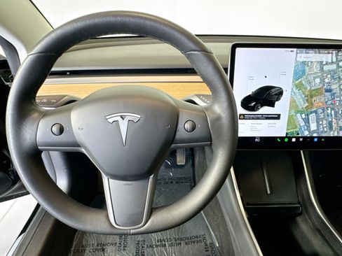 Used 2019 Tesla Model 3 Long Range image 13