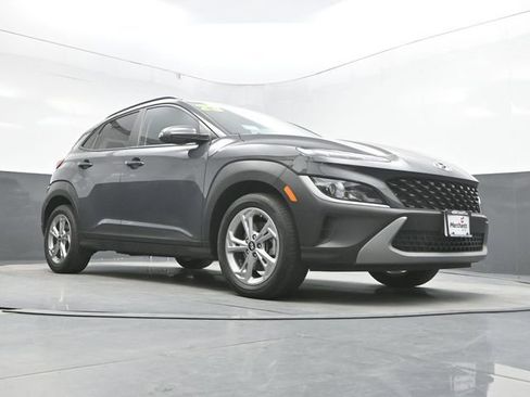 Used 2023 Hyundai Kona SEL w/ Cargo Package AWD/4WD image 32