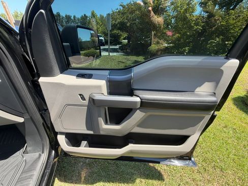 Used 2018 Ford F150 XLT w/ Equipment Group 302A Luxury AWD/4WD image 28