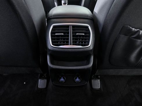 Used 2019 Hyundai Santa Fe SE AWD/4WD image 18