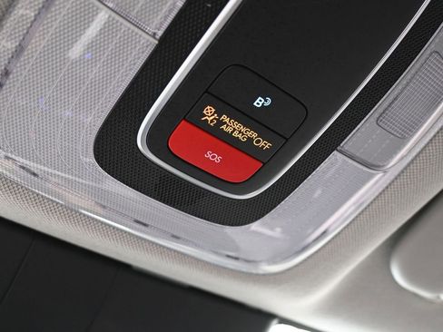 Used 2023 Hyundai Elantra SEL image 19