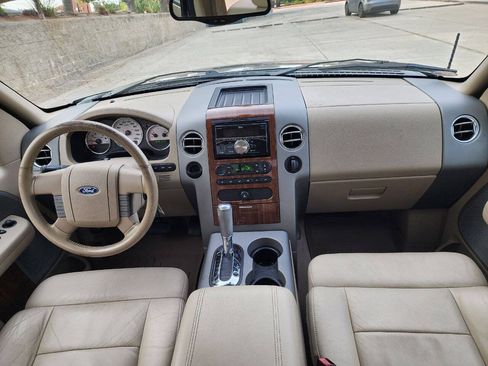Used 2004 Ford F150 Lariat RWD image 11