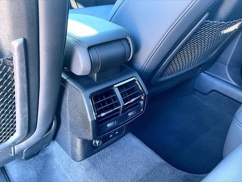 Used 2023 Audi Q3 2.0T Premium Plus w/ Premium Plus Package image 25